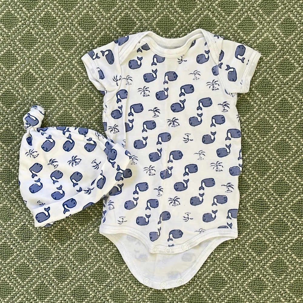 Roller Rabbit Moby Baby Set